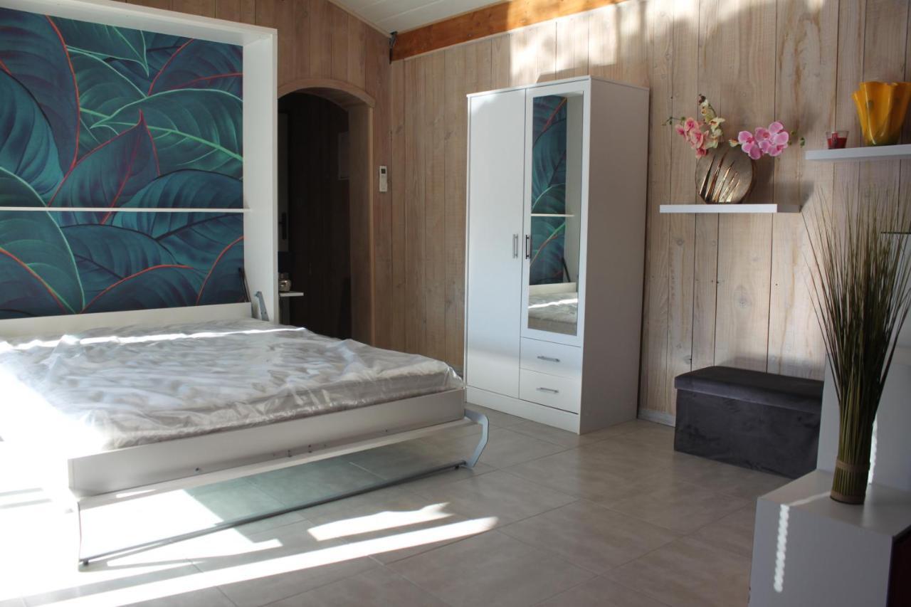 Les Jarres Bleues Apartment Grillon